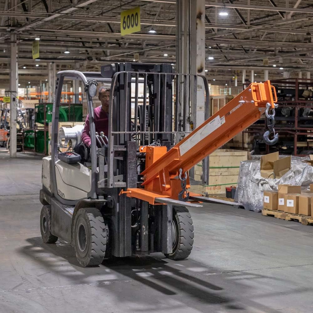 titan-attachments-fork-mounted-jib-boom--3.jpg