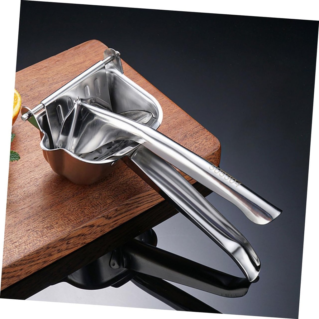 simple-design-manual-juicer-lemon-squeez-5.jpg