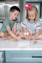 classic-confetti-cake-pop-kit---white-ch-5.jpg
