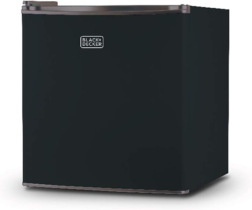 blackdecker-bcrk17b-compact-refrigerator-2.jpg