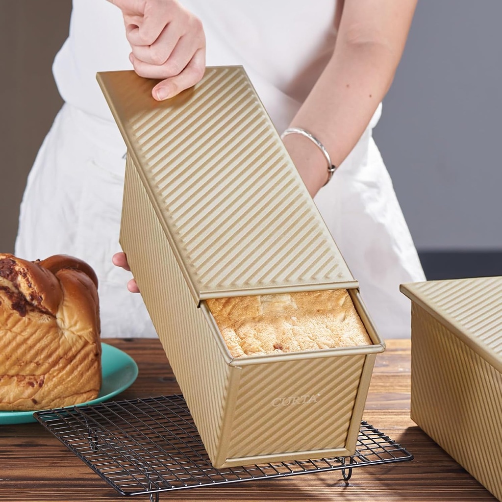 curta-commercial-pullman-loaf-pan-with-l-2.jpg